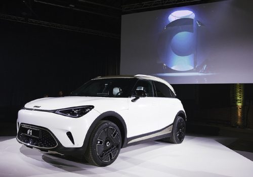 चिनियाँ लिथियम कम्पनी टियान्कीले मर्सिडीज-गिलीको संयुक्त इभी उद्यम ‘स्मार्ट’मा हिस्सेदारी किन्दै