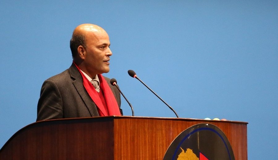 ‘सरकारी डाटा सुरक्षित नहुने देशमा डिजिटल इकोनोमीले कसरी काम गर्छ?’ सांसद अमरेशकुमारको प्रश्न