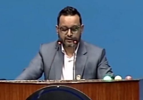 स्मार्ट ड्राइभिङ लाइसेन्स प्रिन्ट गर्ने काम बन्द गर्न रास्वपाका सांसद शाहको अनुरोध