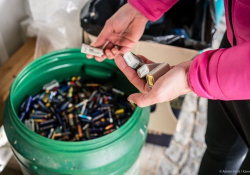 पोर्टेबल डिभाइसका ब्याट्री रिसाइकल गर्ने विधेयकलाई युरोपेली संसदको अनुमोदन