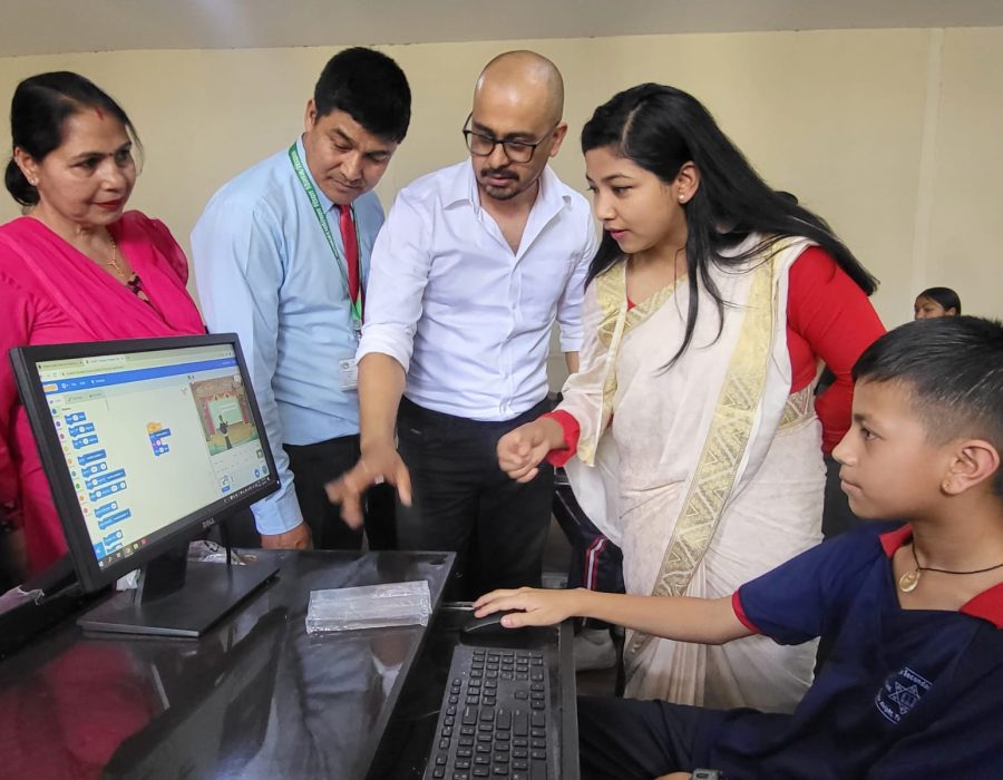 महानगरका १४ ओटा विद्यालयमा कोड क्लव गठन, उपप्रमुख डंगोलबाट शितला माविमा शुभारम्भ