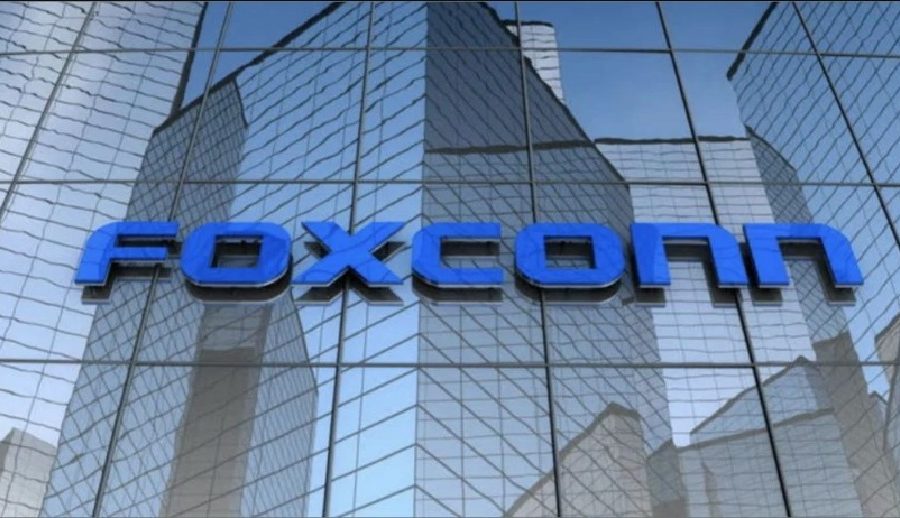 स्मार्टफोन छोडेर सूचना प्रविधि क्षेत्र र ईभीतिर केन्द्रित हुने फक्सकनको योजना