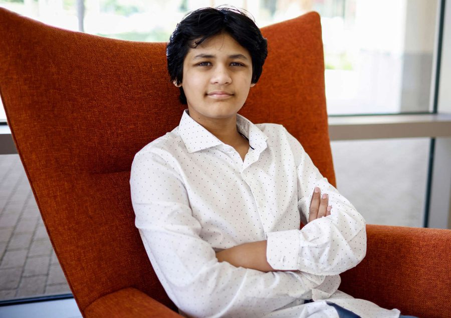 यी १४ वर्षे किशोर जो इलन मस्कको स्पेसएक्समा सफ्टवेयर इन्जिनियर छन्