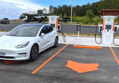 चार्जफक्सले अष्ट्रेलियाली चार्जिङ स्टेशनहरूमा निष्क्रिय चार्जको लागि शुल्क परीक्षण गर्दै