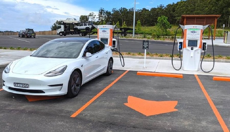 चार्जफक्सले अष्ट्रेलियाली चार्जिङ स्टेशनहरूमा निष्क्रिय चार्जको लागि शुल्क परीक्षण गर्दै