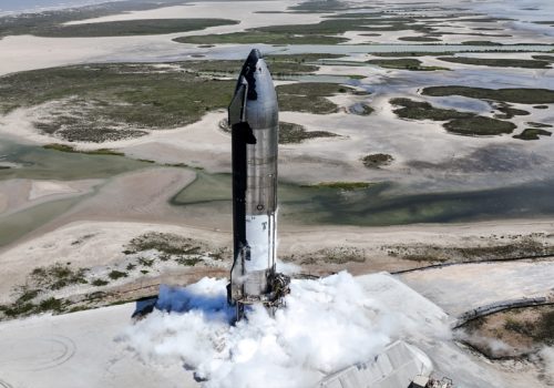 स्पेसएक्सले अर्को प्रक्षेपण अगाडि स्टारशिपमा १ हजार भन्दा धेरै परिवर्तनहरु गर्दै