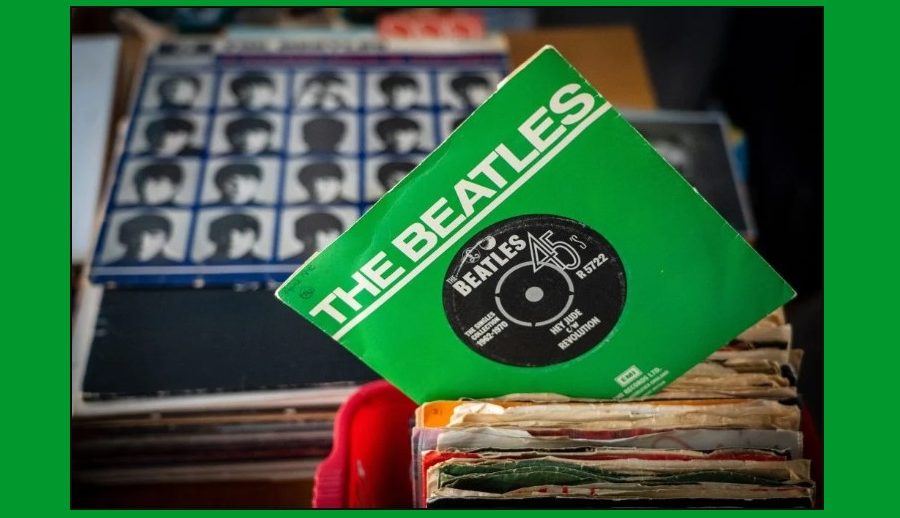 चर्चित गायक जोन लेननको सम्मानमा द बीटल्सले एआईमार्फत गीत रिलिज गर्ने