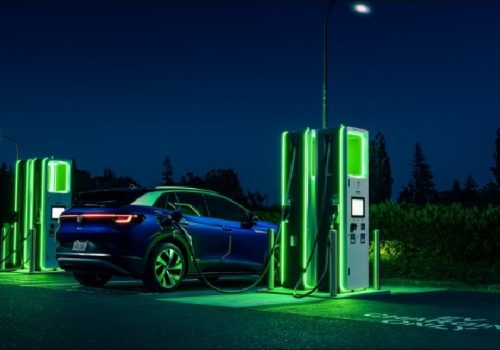 एनएसीएस चार्जिङ्ग टेक्नोलोजी अपनाउन फक्सवागन टेस्लासँग वार्तामा