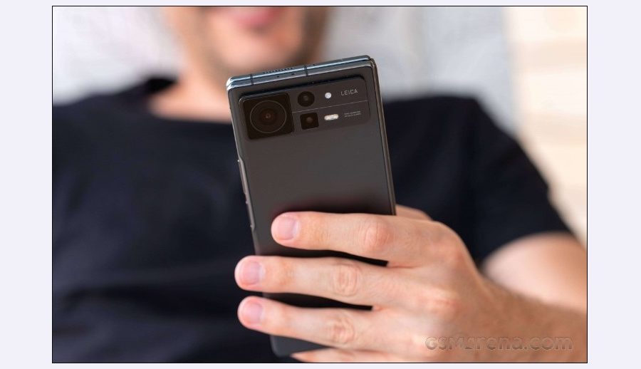 शाओमीले क्लामसेल फोल्डेबल फोनमा काम गर्दै