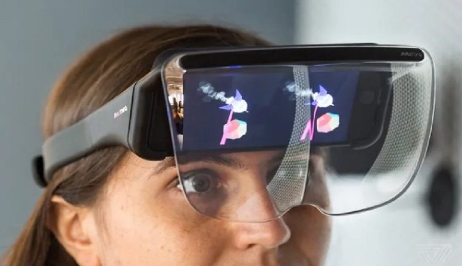 एप्पलले अमेरिकी सेनाका लागि हेडसेट बनाउने कम्पनी किन्यो