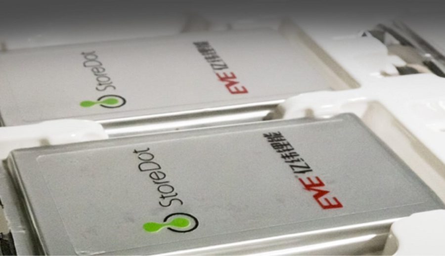 स्टोरडटको एक्स्ट्रिम फास्ट चार्जिङ ब्याट्रीहरूको परीक्षण गर्दै टेस्ला