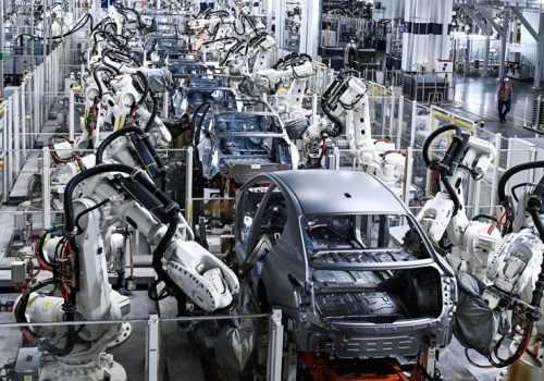 चाइना एफएडब्ल्यूले प्रोटोटाइप कारहरुमा सेमी सोलिड स्टेट ब्याट्री जडान गर्दै, एक हजार किलोमिटर भन्दा बढीको दायरा