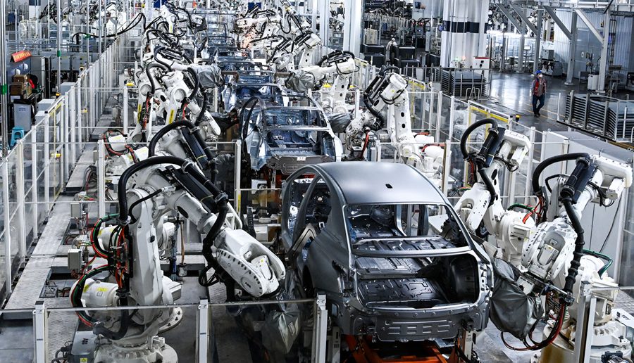 चाइना एफएडब्ल्यूले प्रोटोटाइप कारहरुमा सेमी सोलिड स्टेट ब्याट्री जडान गर्दै, एक हजार किलोमिटर भन्दा बढीको दायरा