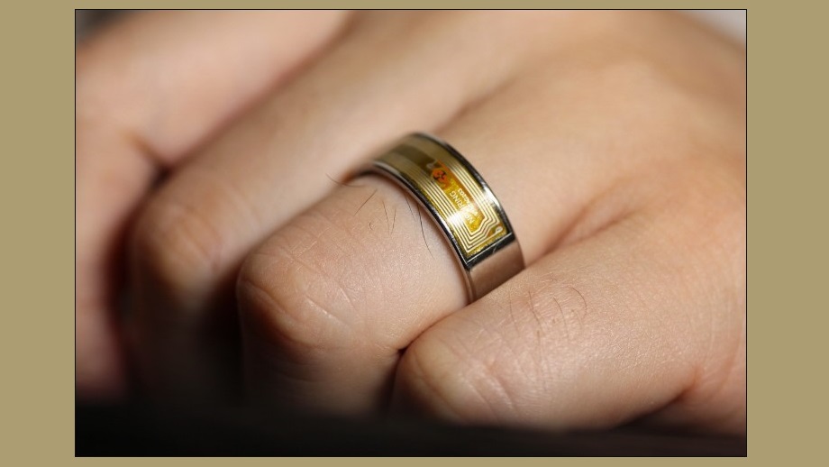 सामसङले ग्यालेक्सी रिङ्गको उत्पादन अर्को महिनादेखि सुरु गर्ने