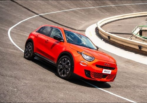 फिएटको नयाँ कम्प्याक्ट इलेक्ट्रिक एसयूभी अनावरण, ४०० किमीसम्मको दायरा प्रदान गर्ने