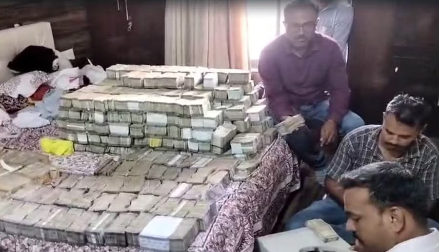 भारतमा अनलाइन जुवा खेल्दा एक व्यापारीले हारे भारु ५८ करोड, ठगीको आरोप