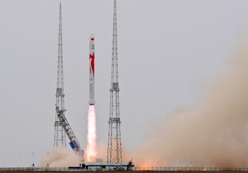 चीन विश्वको पहिलो मिथेनबाट चल्ने रकेट प्रक्षेपण गर्न सफल