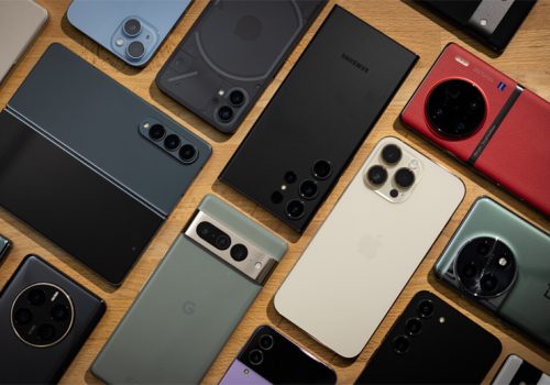 एप्पल र सामसङले दोस्रो त्रैमासमा विश्वव्यापी स्मार्टफोन बिक्रीको नेतृत्व गर्दै