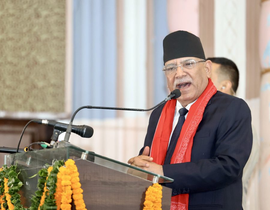 सामाजिक सञ्जालबाट जनयुद्ध र मधेस आन्दोलनलाई बदनाम गर्ने कार्य भइरहेको छ: प्रधानमन्त्री