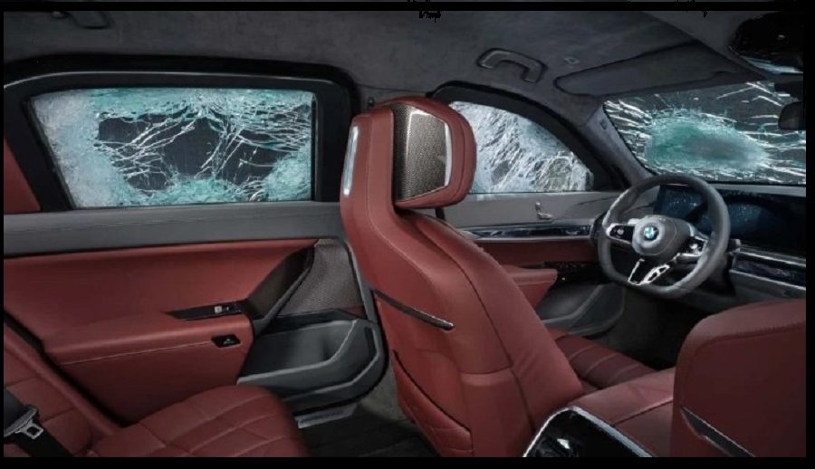 बीएमडब्ल्यूले ल्यायो बुलेटप्रुफ सुरक्षायुक्त सिरिज ७ इलेक्ट्रिक भेहिकल