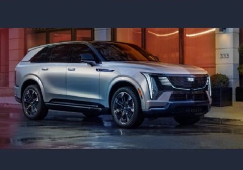 क्याडिल्याकले ल्यायो ४५० माइलको रेन्ज भएको आफ्नो पहिलो इलेक्ट्रिक एसयूभी