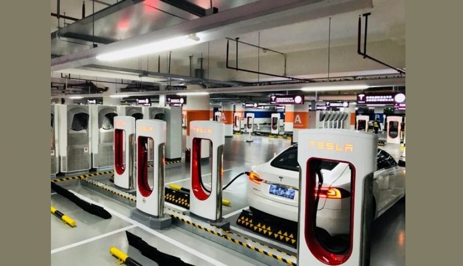 टेस्लाले आफ्नो सुपरचार्जर व्यवसायबाट अर्बौं कमाउने अनुमान