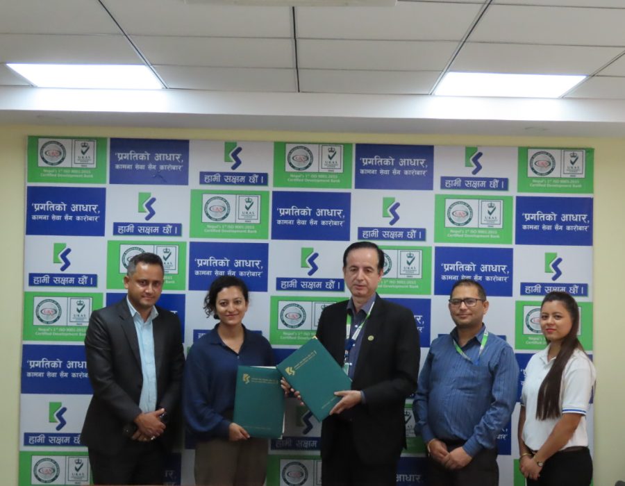 कामना सेवा विकास बैंकले एनईभी नेपालबीच विद्युतिय सवारी साधनमा कर्जा लगानी
