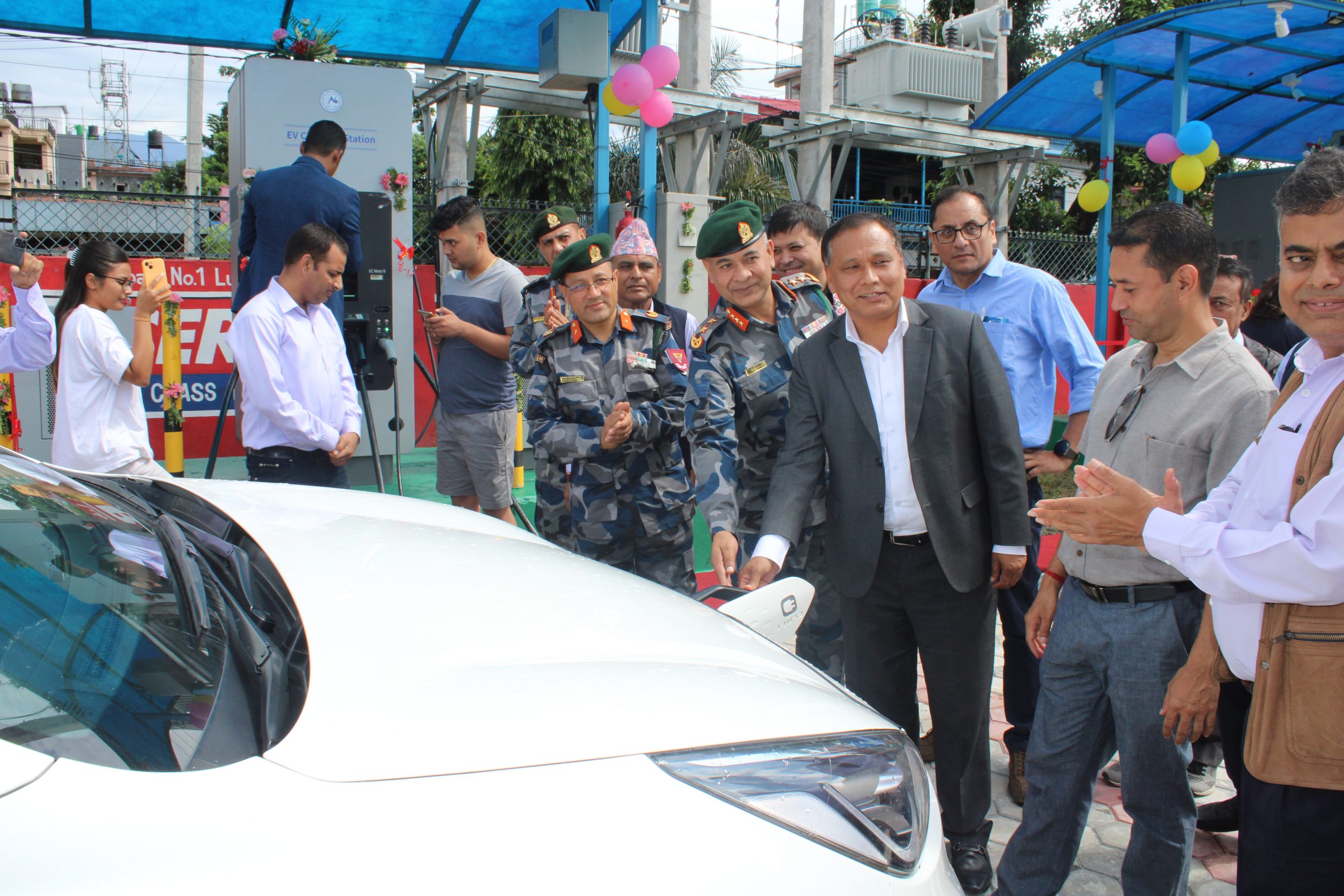 Two electric charging stations come into operation