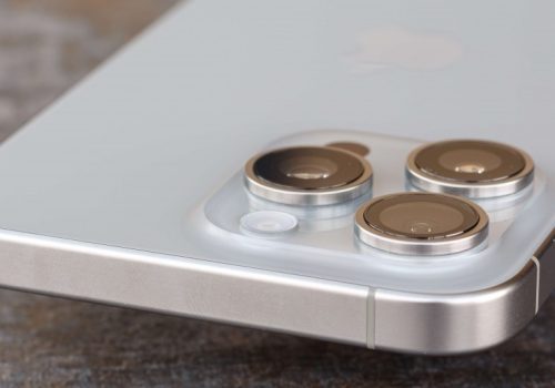 थर्मल डिजाइनका कारण आईफोन १५ प्रो मा ओभरहिटिङ्गको समस्या