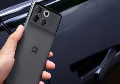 विद्युतीय सवारी उत्पादक निओको पहिलो स्मार्टफोन सार्वजनिक