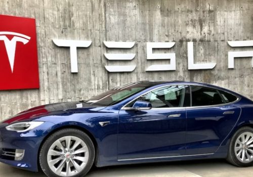 टेस्लाले चीनमा जेडी डट कमसँगको सहकार्यमा अनलाइनबाट कार बिक्री गर्ने