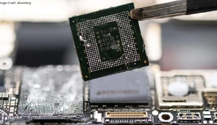 किरिन ९०००एस १४ एनएम चिप भएको र ह्वावेले परिमार्जन गरेको रिसर्च फर्मको दाबी