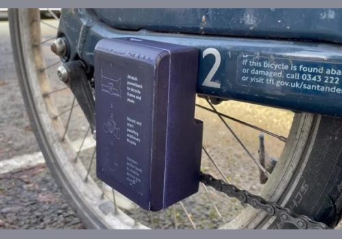 घरबारबिहिनको फोन निशुल्क चार्ज गर्न विद्यार्थीले बनाए साइकलमार्फत उर्जा दिने प्रविधि