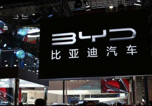 बीवाइडीको प्रिमियम ब्रान्ड याङ्गवाङको पहिलो स्टोर चीनको सांघाईमा