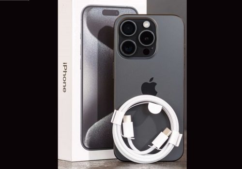 एप्पलले विकास गर्यो वायरलेस सफ्टवेयर अपडेटका लागि नयाँ इन-स्टोर डिभाइस