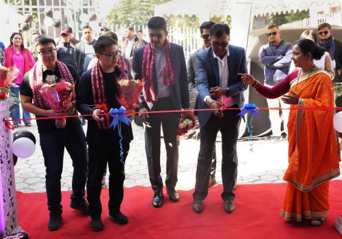 चिनियाँ इभी ब्राण्ड सेरेसद्वारा ललितपुरमा नयाँ शोरुम उद्घाटन