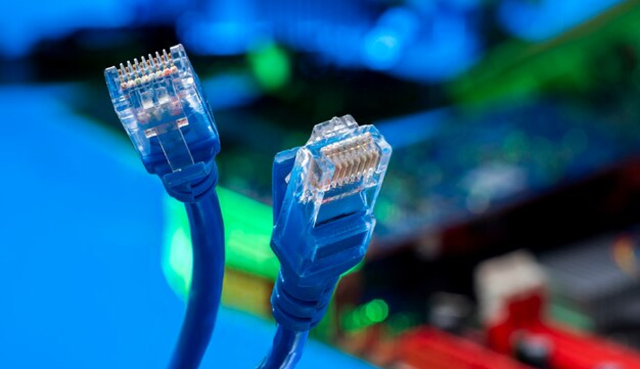 इन्टरनेट सेवा प्रदायकहरु एक आपसमा मर्ज हुन र हक हस्तान्तरण गर्न प्रोत्साहन गर्ने नीति