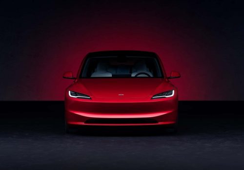 टेस्लाको स्टक मूल्य घटेपछि एकै दिनमा ईलन मस्कको कुल सम्पत्ति २९ अर्ब डलरले घट्यो