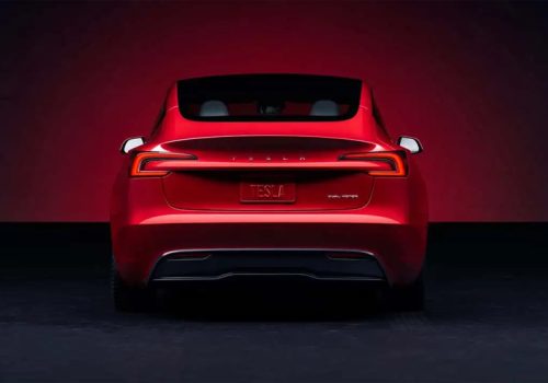 भारतमा टेस्लाको २ अर्ब डलरको लगानी ईभीको आयात कर कटौतीमा निर्भर हुने