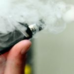 वैज्ञानिकहरूले ई–सिगरेटमा मल मिसावट र ई.कोलाई पत्ता लगाए