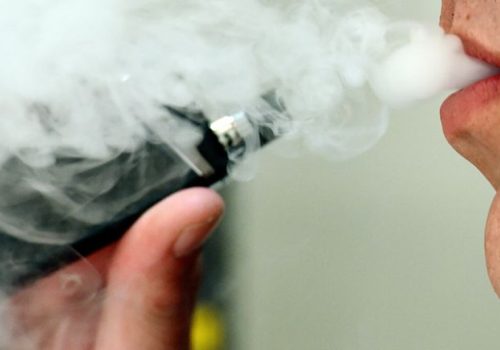 वैज्ञानिकहरूले ई–सिगरेटमा मल मिसावट र ई.कोलाई पत्ता लगाए