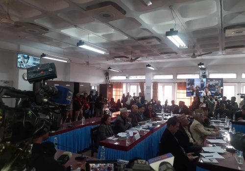 छ वर्षपछि सरकारी स्वामित्वमा आउने एनसेलले त्यसबाट जोगिन शेयर कारोबार गरेको पूर्व सञ्चारमन्त्री बास्कोटाको आरोप