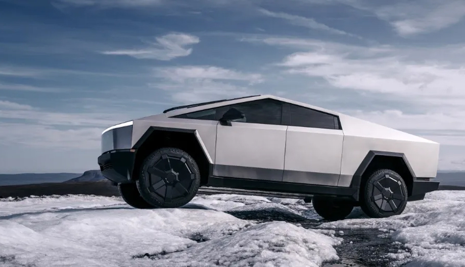 टेस्लाको साइबरट्रक ग्राहकहरुका लागि उपलब्ध, मूल्य ६०,९९० अमेरिकी डलरबाट शुरु