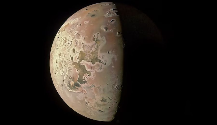 नासा अन्तरिक्ष यानले बृहस्पतिको नयाँ चन्द्रमा ‘आइओ’ को खोज गर्दै