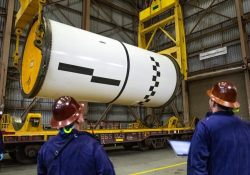 नासाले २०२४ मा प्रक्षेपणका लागि विशाल ‘आर्टेमिस २’ चन्द्र रकेट धमाधम निर्माण गर्दै