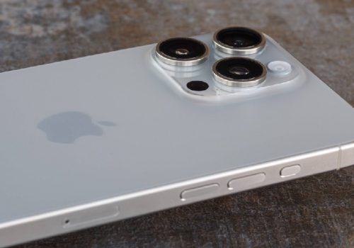आईफोन १७ प्रो म्याक्समा ४८ मेगापिक्सेलको पेरिस्कोप टेलिफोटो क्यामरा रहने
