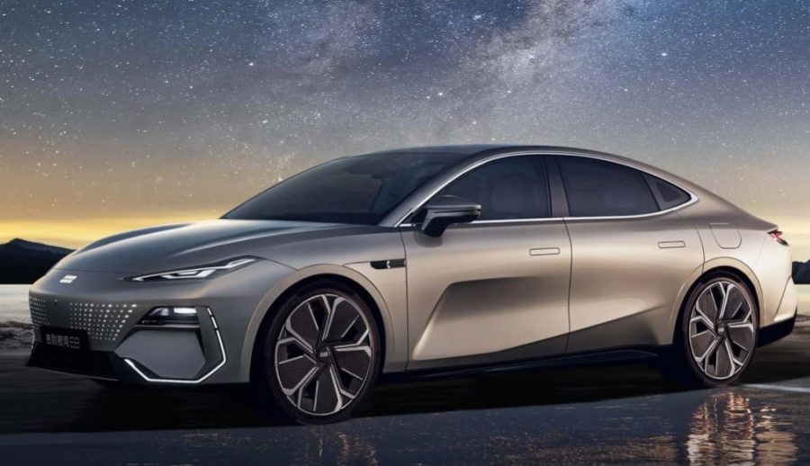 चिनियाँ गिली अटोद्वारा बजेट अनुकूल ‘ग्यालेक्सी ई८’ अनावरण