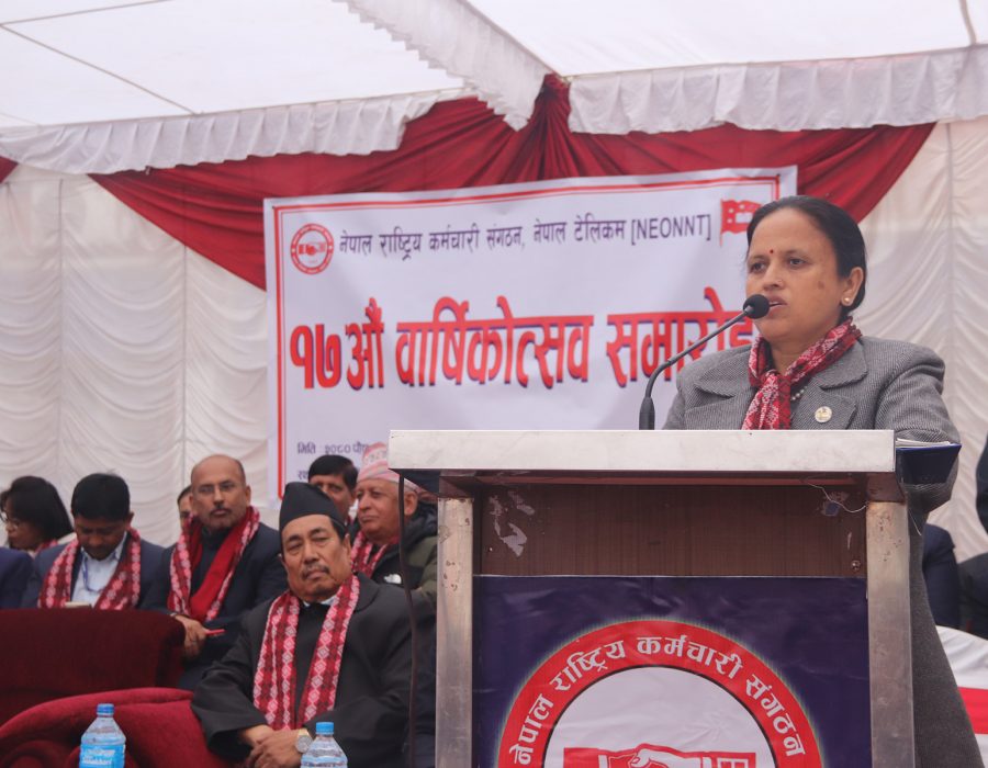 Minister Sharma instructs telecom managers and employees to excel in competition