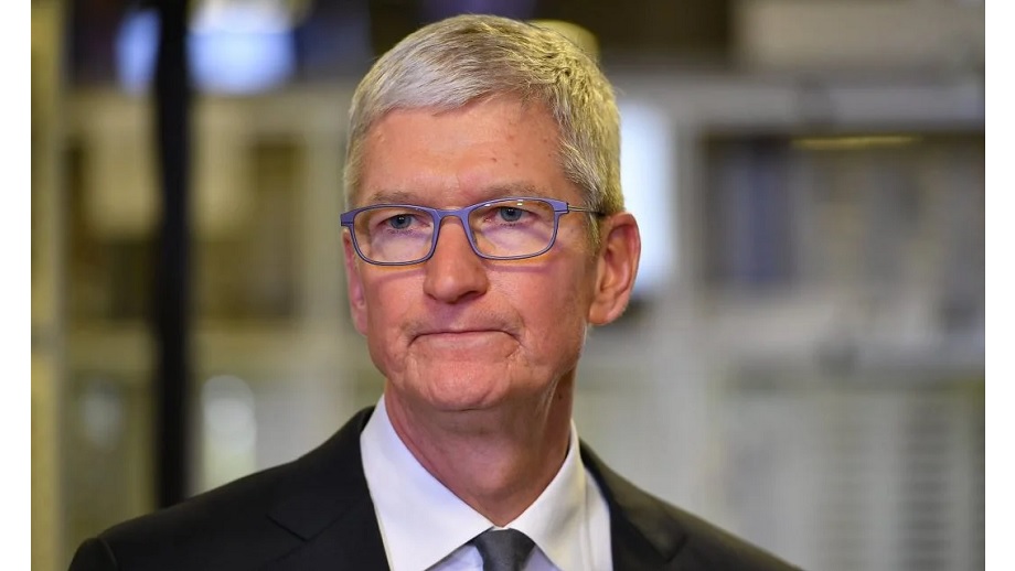 चीनमा आईफोनको बिक्री घटेसँगै एप्पलका सीईओ टिम कुक सांघाई भ्रमणमा