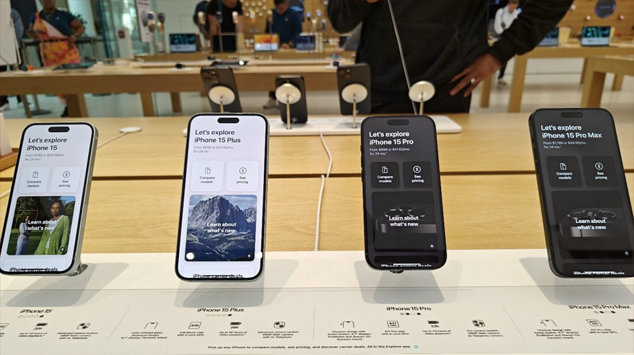 अमेरिकामा बनाईने एप्पल आईफोनको मूल्य ३,५०० डलरसम्म हुन सक्ने